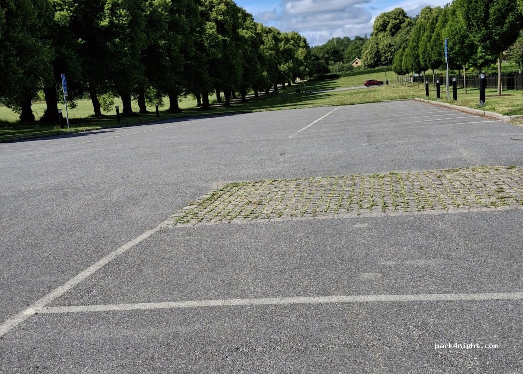 (151 66) Södertälje - Unnamed Road — foto