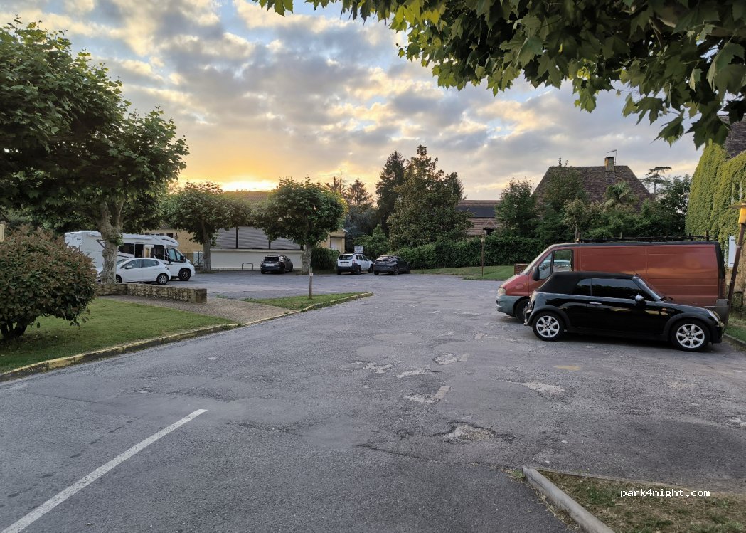 (24250) Cénac-et-Saint-Julien - 73 La Touille — foto 2