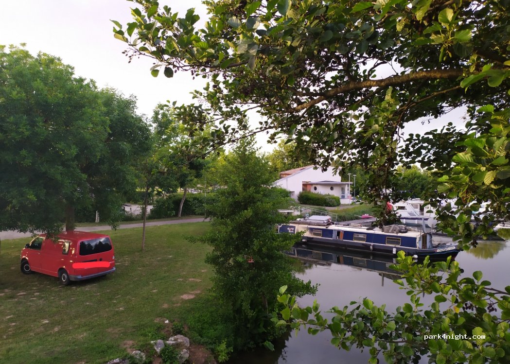 (47260) Castelmoron-sur-Lot - Unnamed Road — foto 4