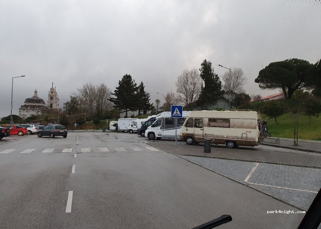 (2640-509) Mafra - 4 Avenida Movimento das Forças Armadas — foto 2