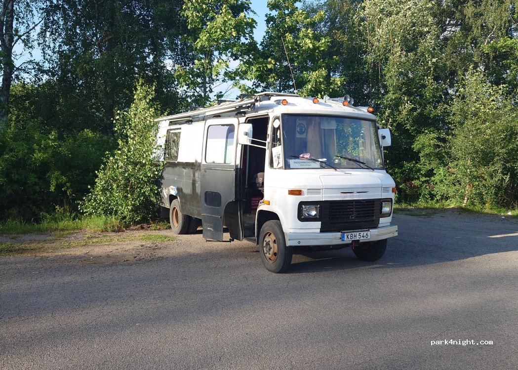 (691 51) Karlskoga - 14 Näckrosvägen — foto 2