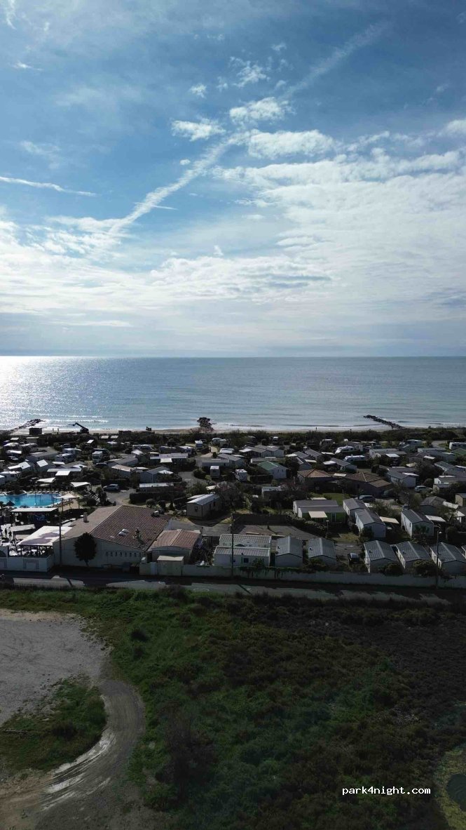 Camping Sandaya Les Tamaris - 5 étoiles — foto 4