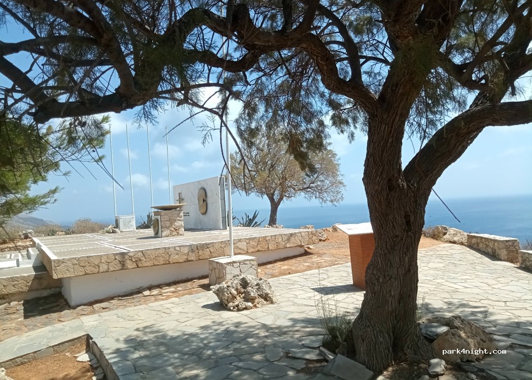 (730 06) Platanias - Unnamed Road — foto 3