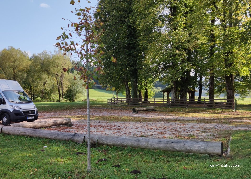 Grajski park Vitez — foto 2
