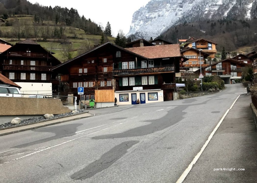 (3658) Sigriswil - 283 Seestrasse — foto