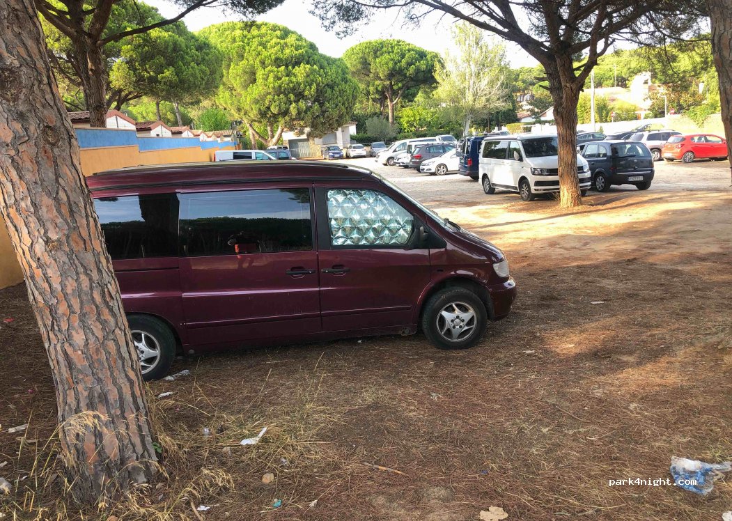 (17130) L'Escala - 14 Carrer Travesser — foto
