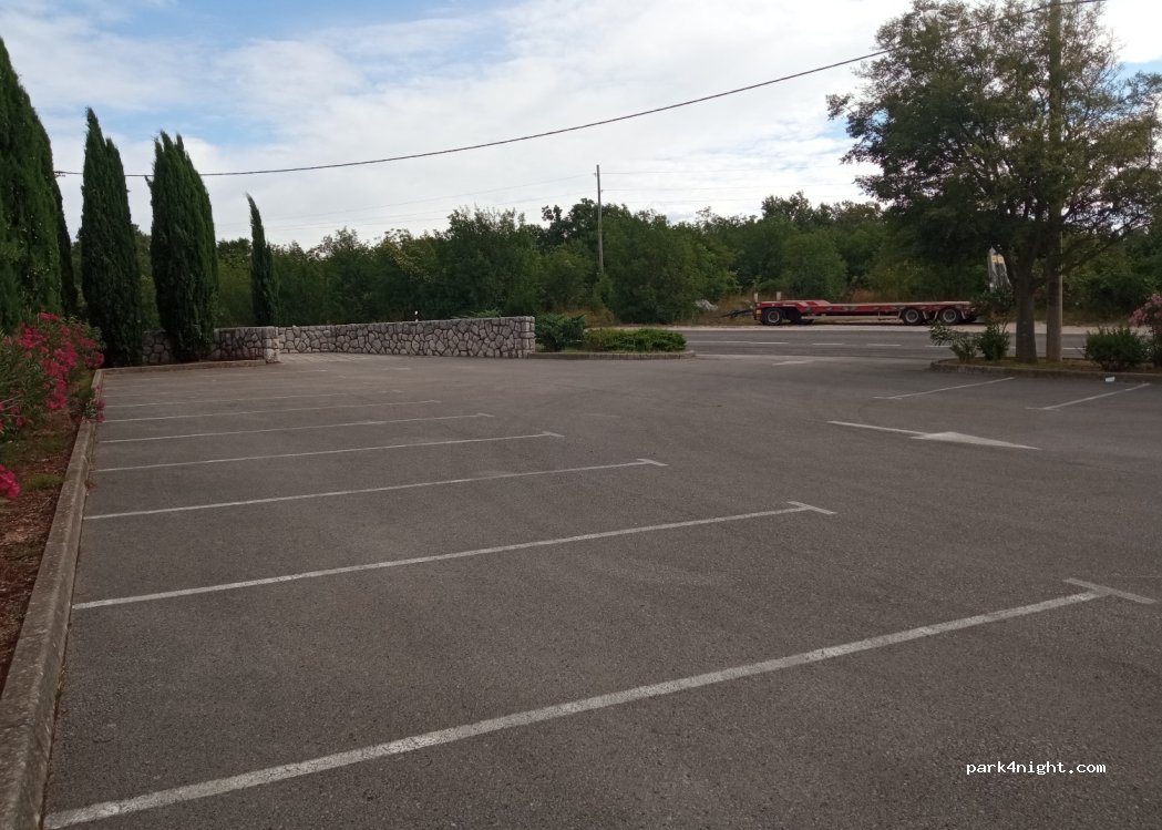 (51516) Garica - Unnamed Road — foto 2
