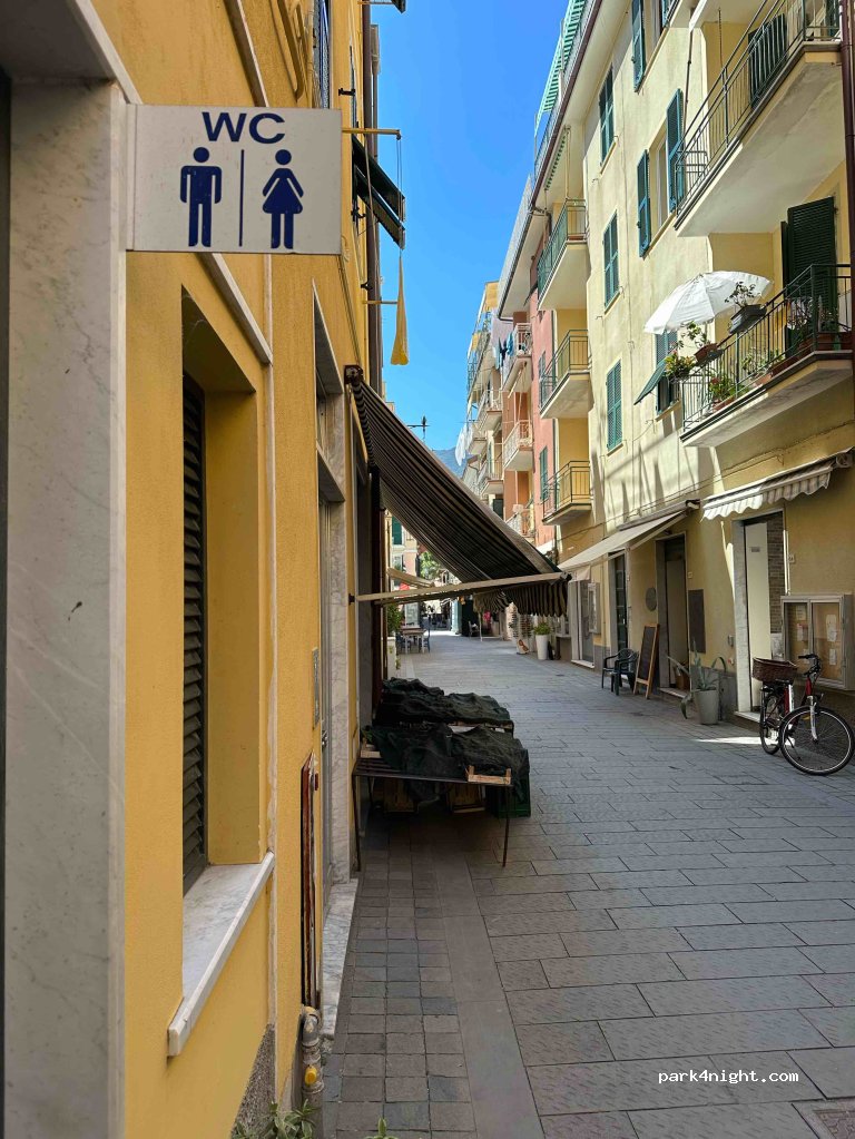 (16030) Moneglia - 49 Via Vittorio Emanuele — foto