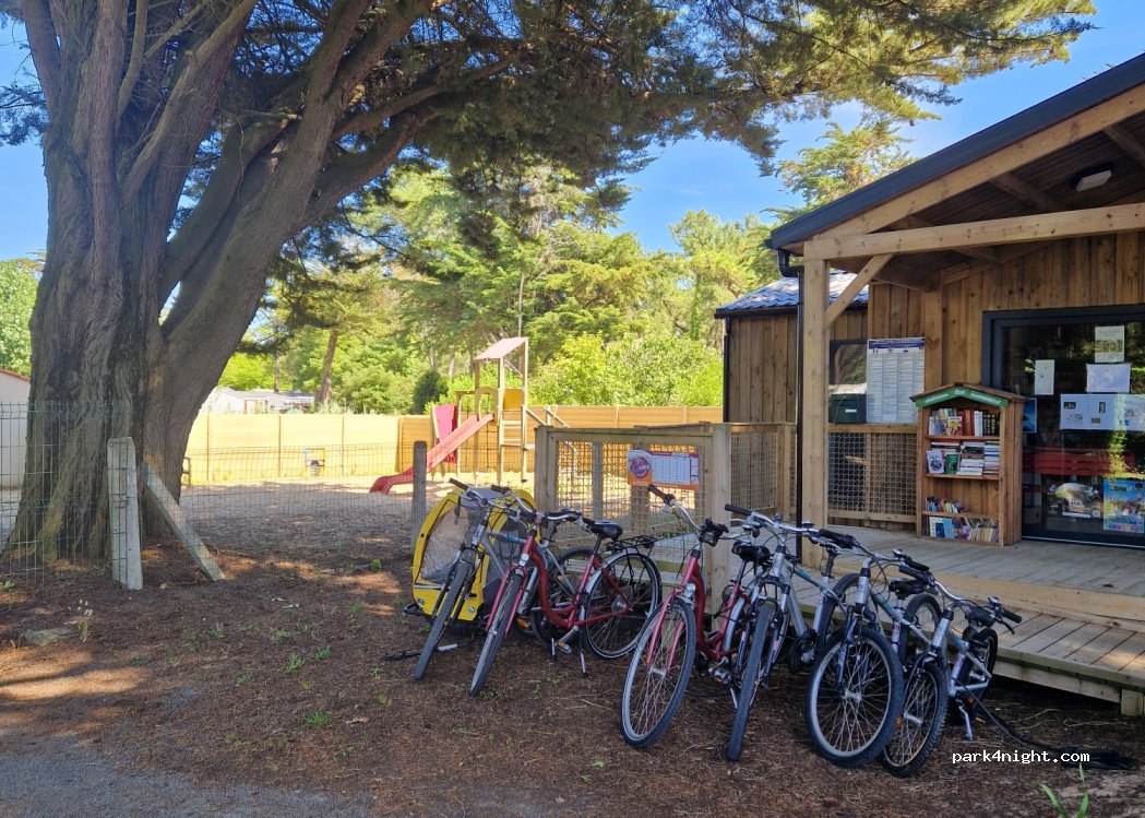 Camping Les Salines Saint-Hilaire-de-Riez — foto 2