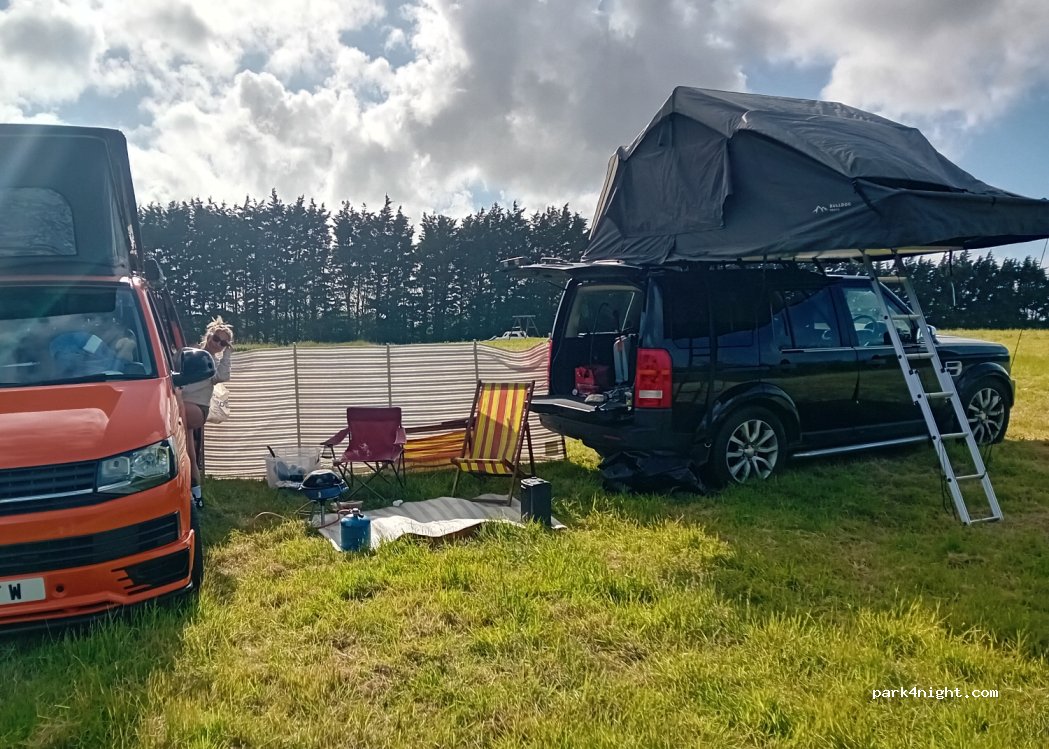 Sunrise Hill Camping — foto