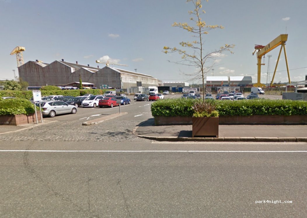 (BT3) Belfast - 7 Queens Road — foto