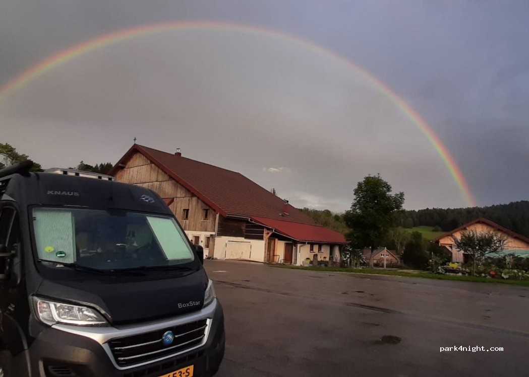 (25500) Les Combes - 4 Place de la Colombière — foto 2