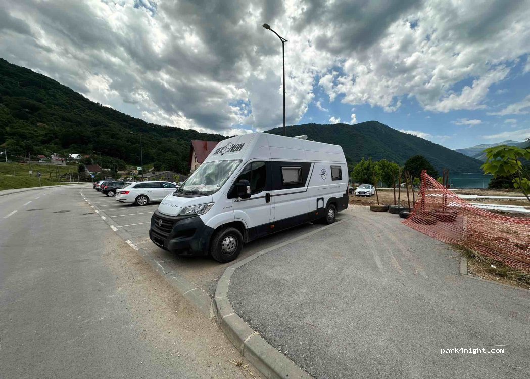 (81435) Pluzine - Unnamed Road — foto 2