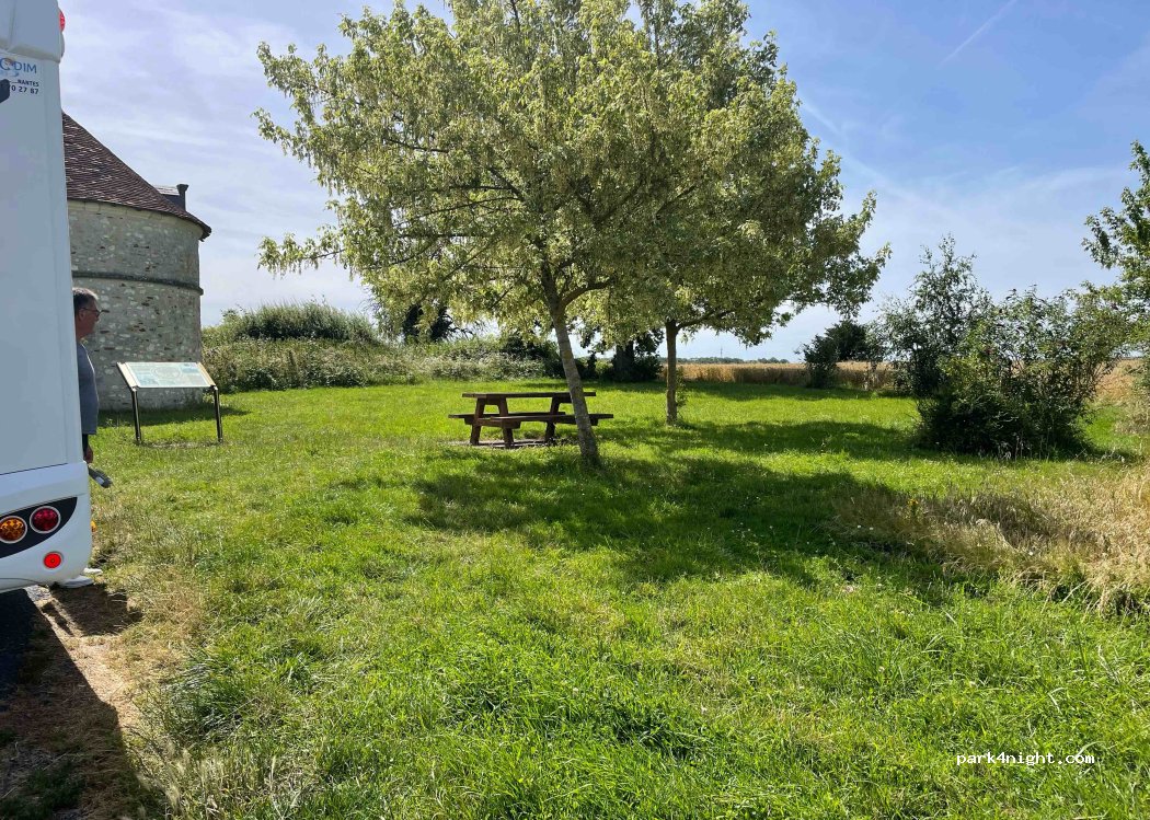 (37600) Loches - 8 La Bouchardière — foto