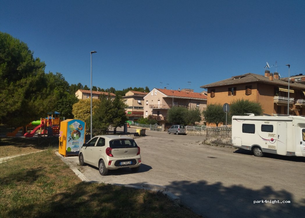 (62100) Macerata - 49 Via Giovan Battista Borghi — foto