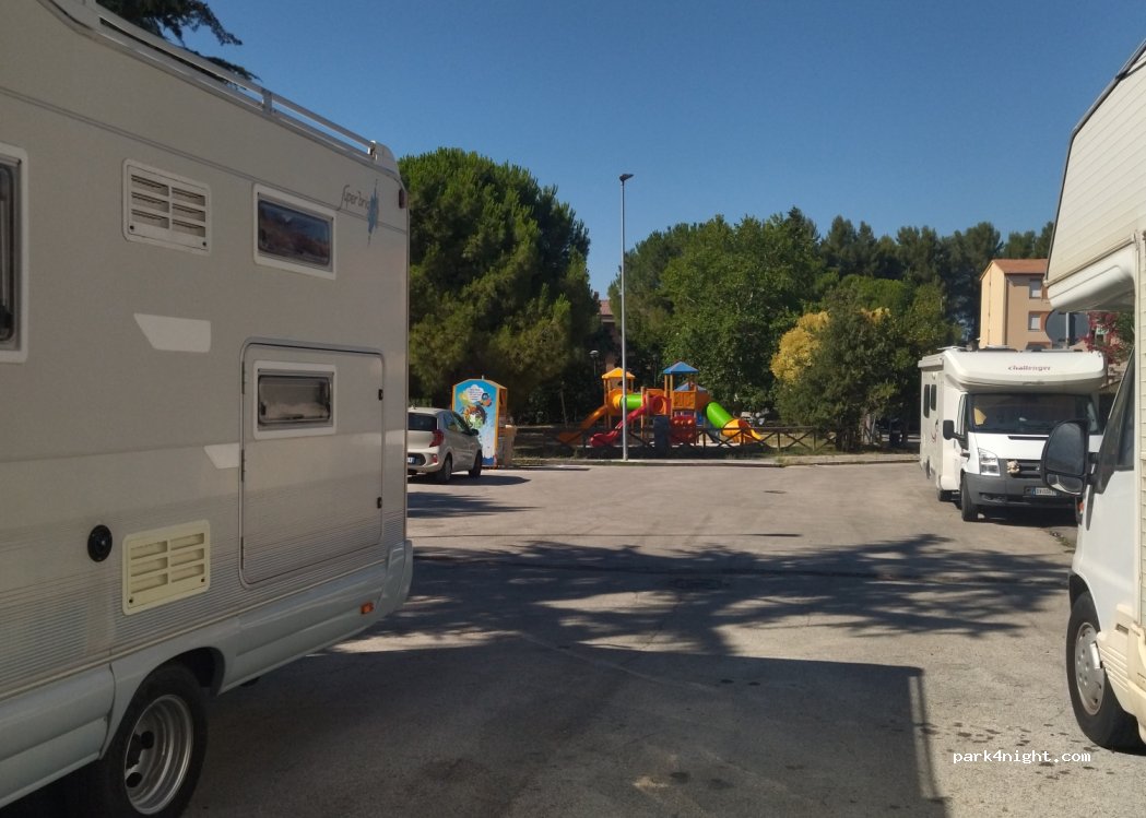 (62100) Macerata - 49 Via Giovan Battista Borghi — foto 2