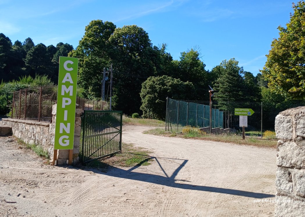 I Palacci - Aire naturelle, camping municipal — foto