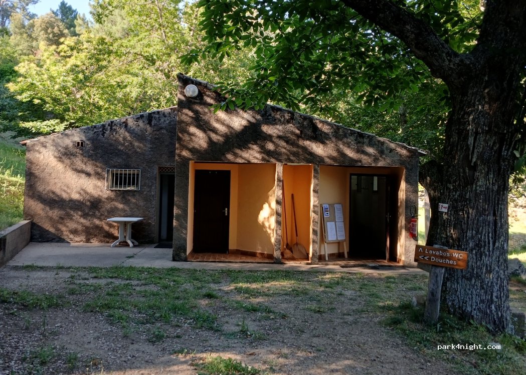 I Palacci - Aire naturelle, camping municipal — foto 2