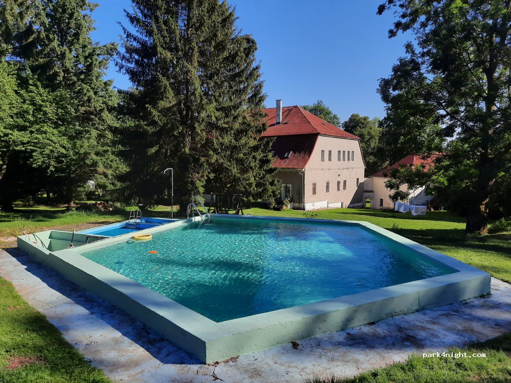 Leśny Dwór — foto