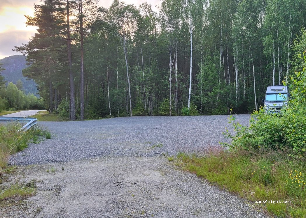 (4745) Lauvdal - 9 — foto