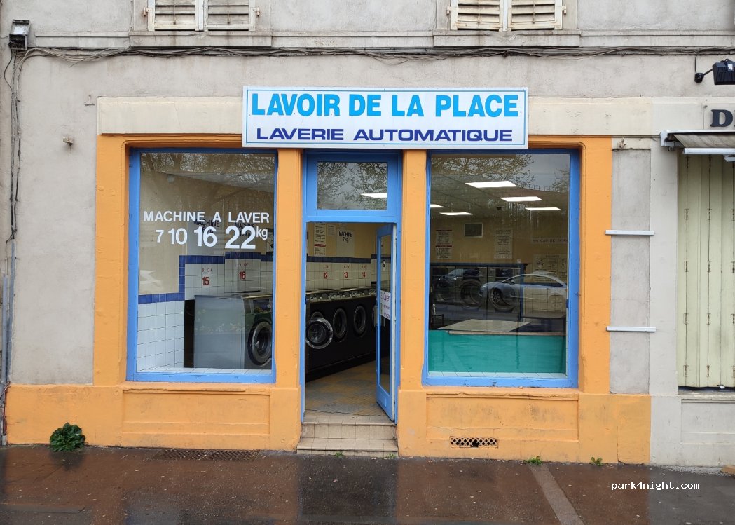 (54000) Nancy - 62 Place Henri Loritz — foto