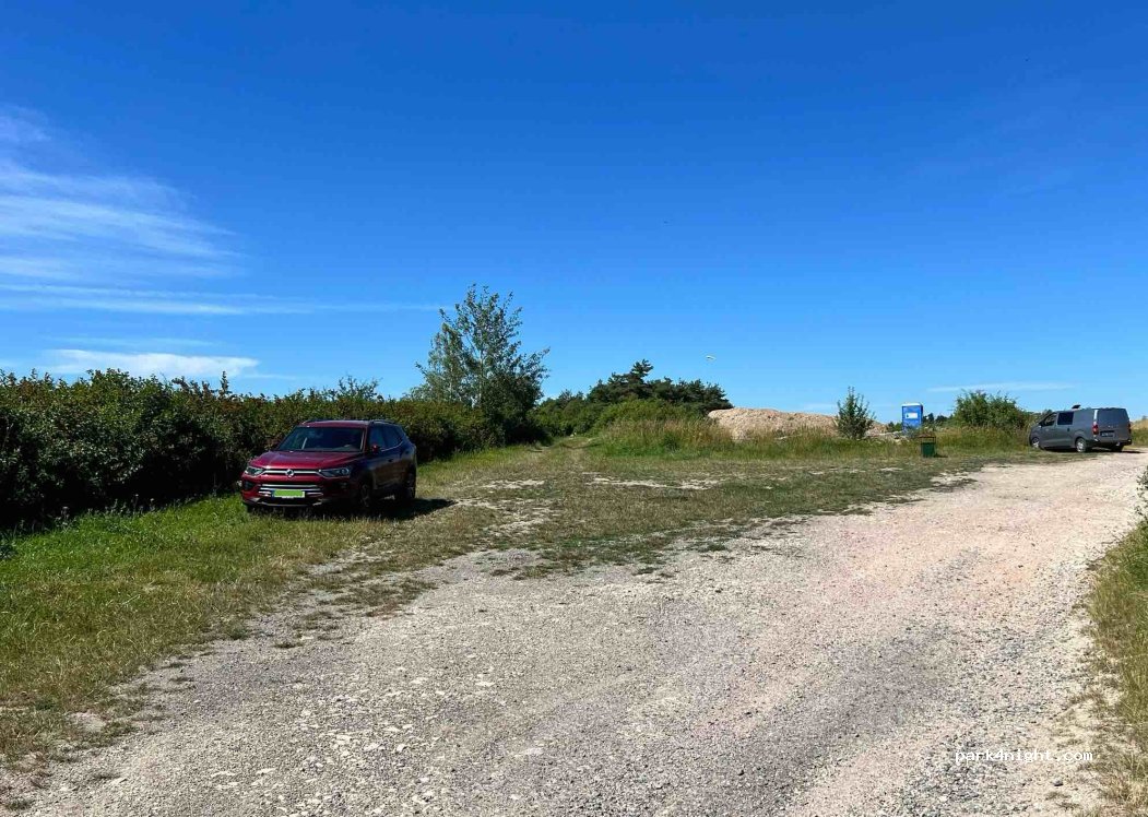 (270 61) Lány - 675 Koněspřežní — foto 2