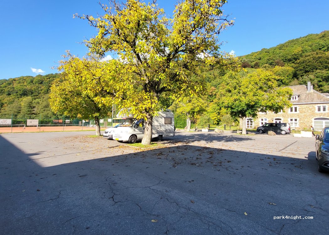 (6980) La Roche-en-Ardenne - Rue de Harzé — foto 4