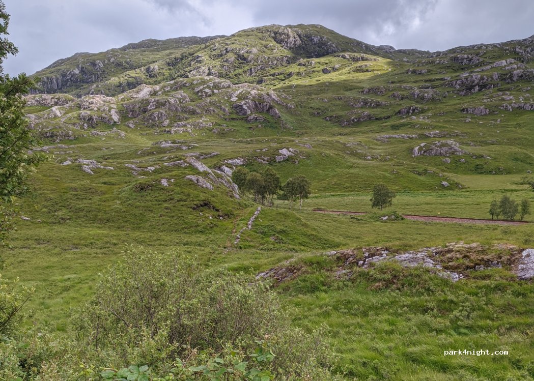 (PH37 4LS) Glenfinnan - A830 — foto