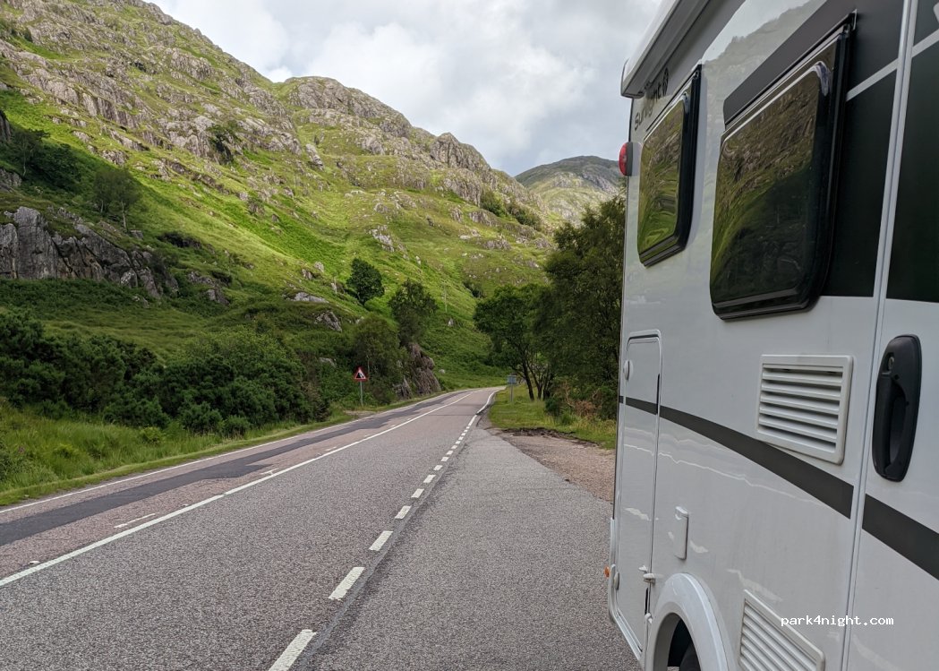 (PH37 4LS) Glenfinnan - A830 — foto 3