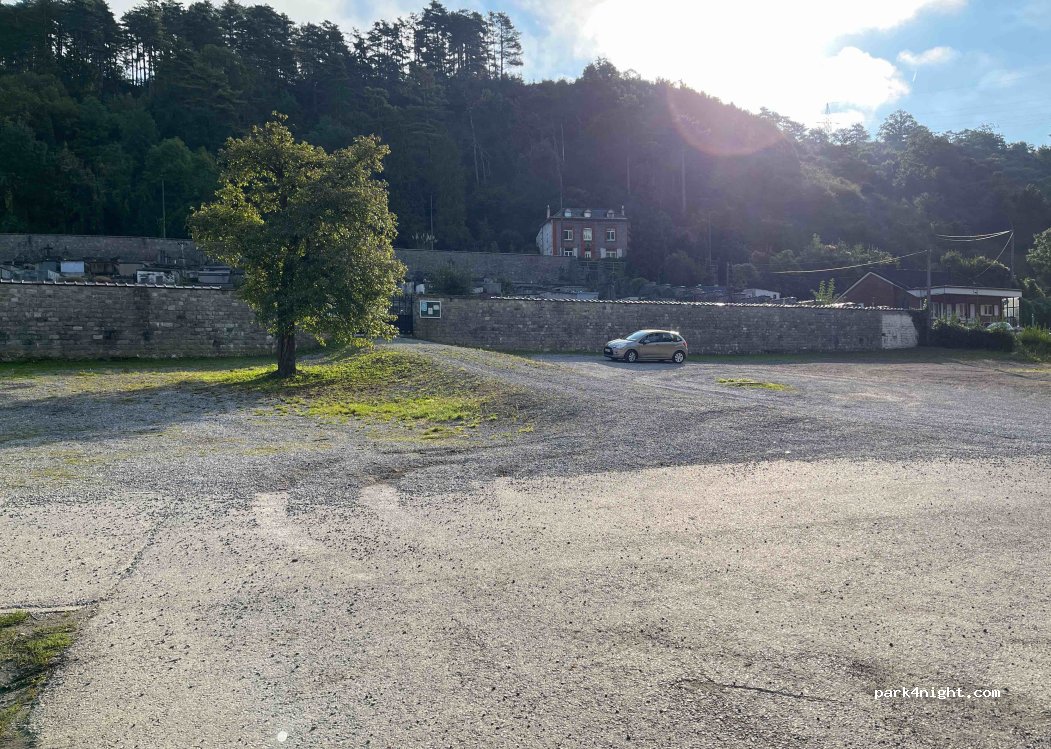 (5500) Dinant - 3 Quai du Camping — foto 3