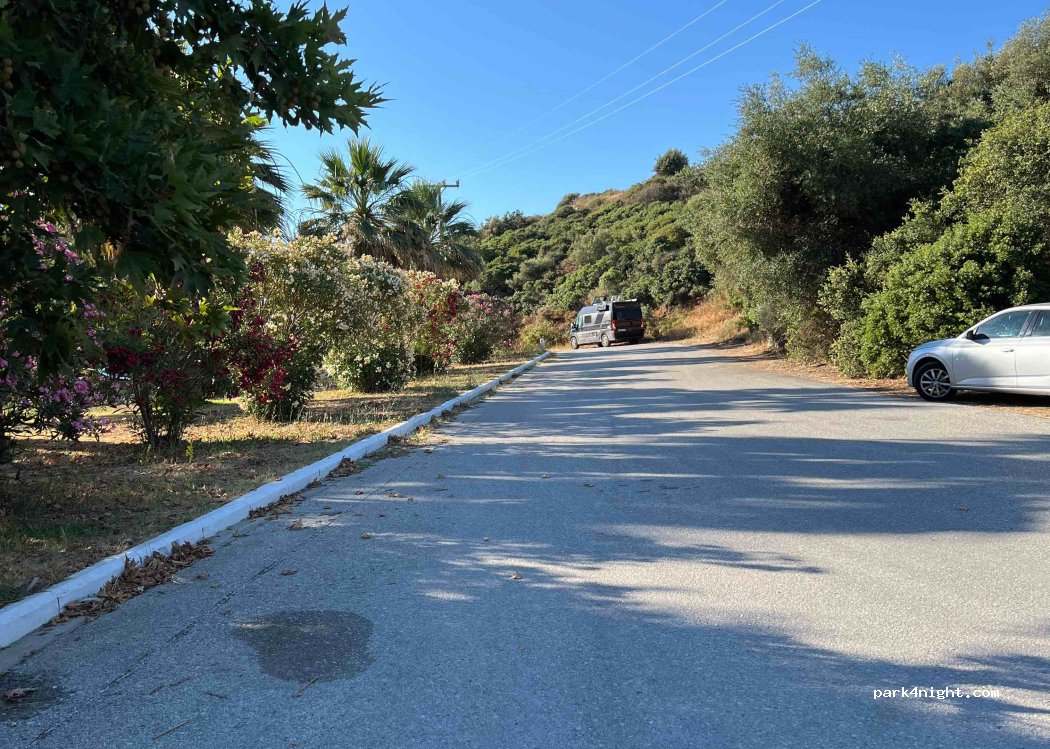 (630 72) Sarti - Unnamed Road — foto 4