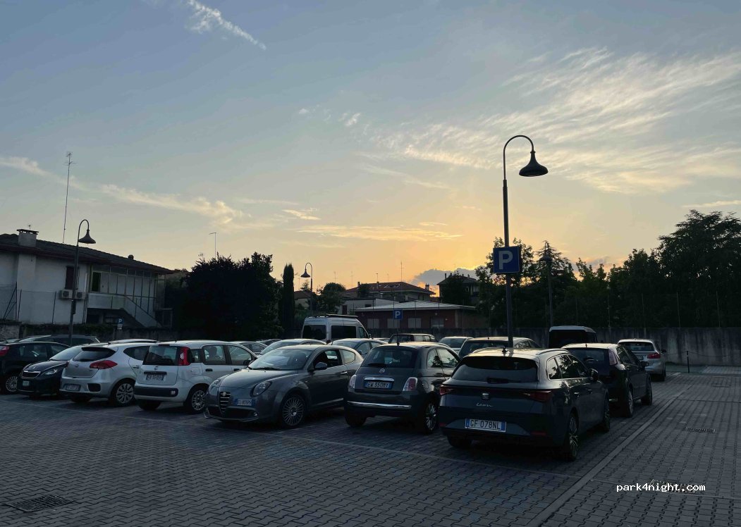 (35132) Padova - 25 Via Giusto de' Menabuoi — foto 2