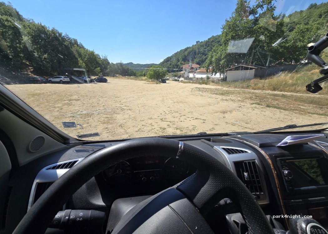(2830) Zlatolist - Unnamed Road — foto 2