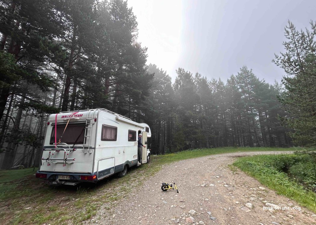 (66210) Formiguères - — foto