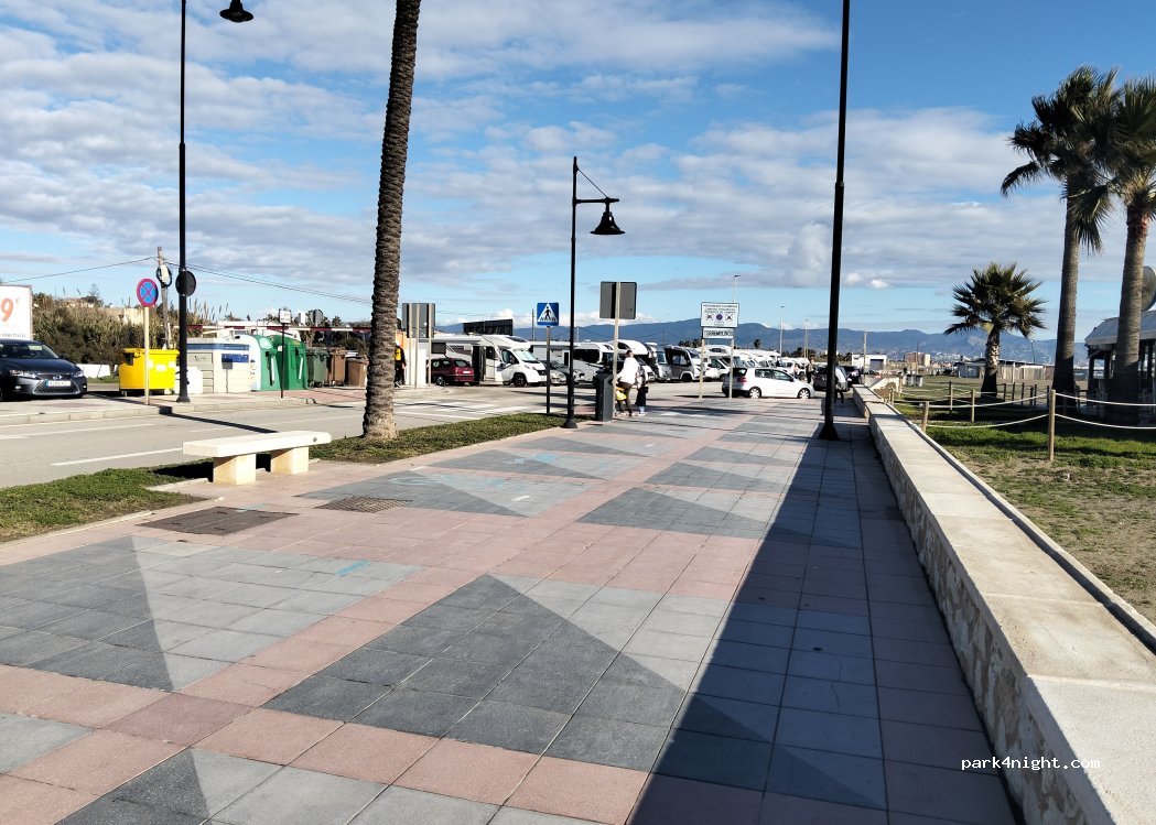 (29620) Torremolinos - 11 Paseo de Maritimo Torremolinos — foto 3