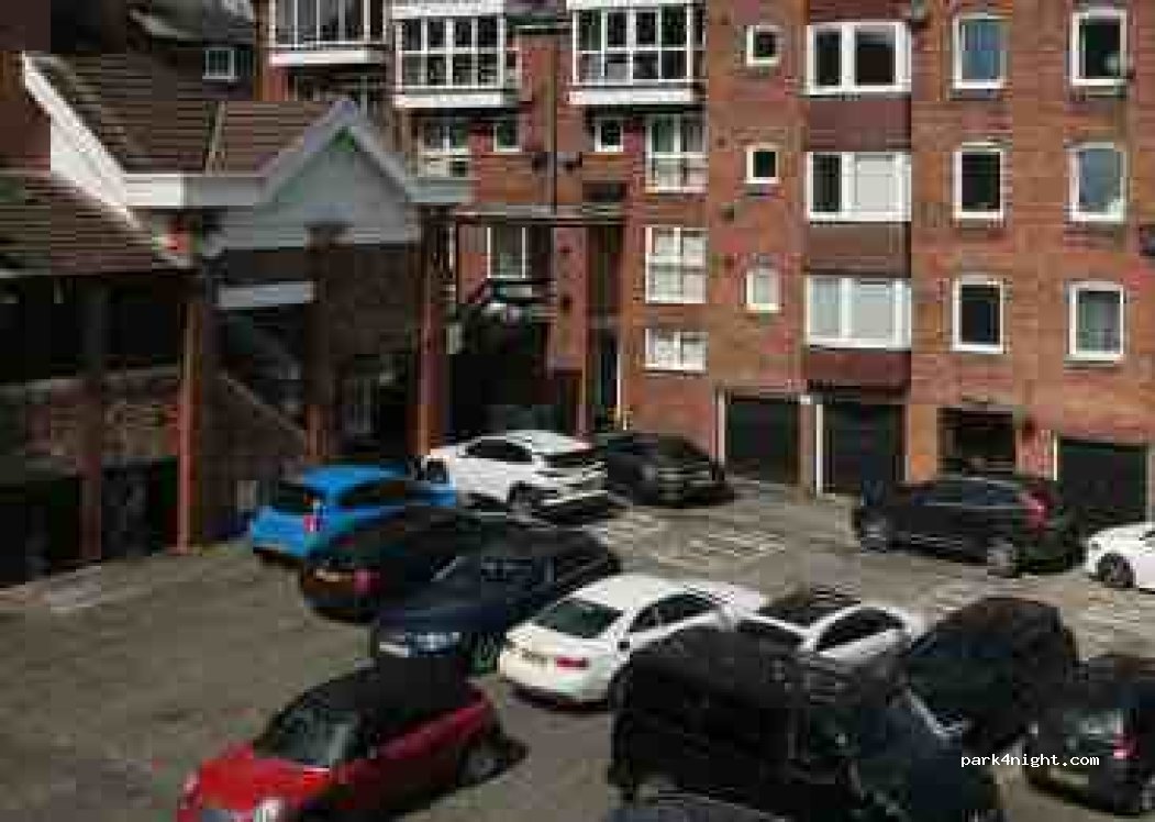 (WA16 6HX) Knutsford - King Street — foto