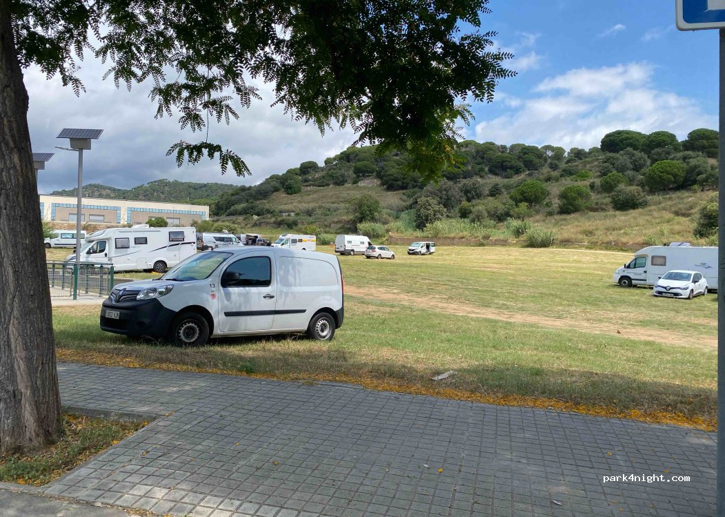 (08360) Canet de Mar - 20 Ronda Ferrer de Canet — foto 2