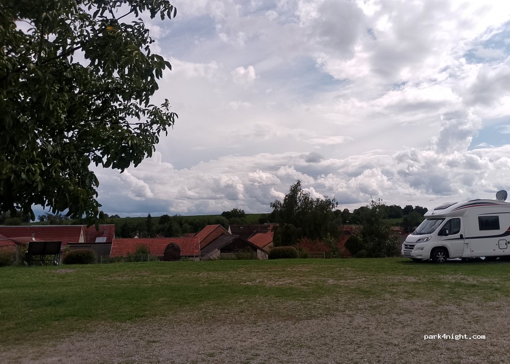 Wohnmobilstellplatz Weingut Mühlhäuser — foto 3