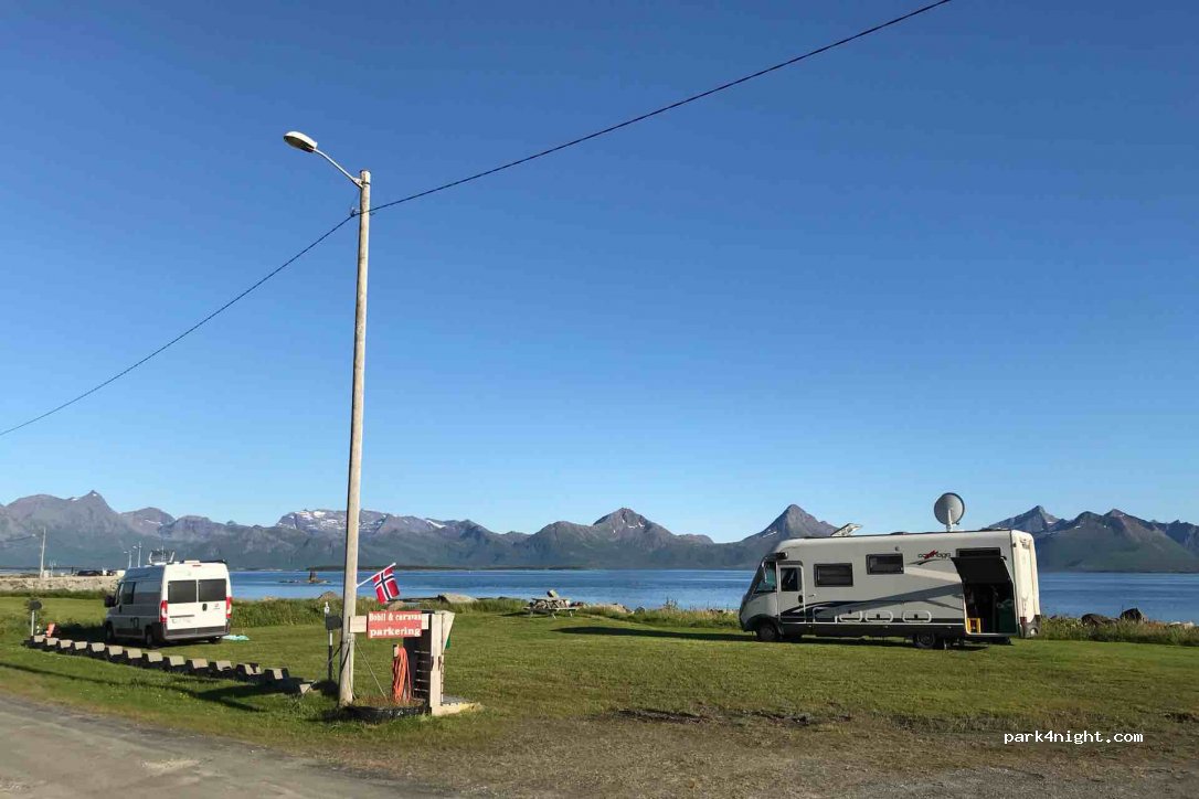 (8290) Skutvik - 710 Riksveg 81 — foto