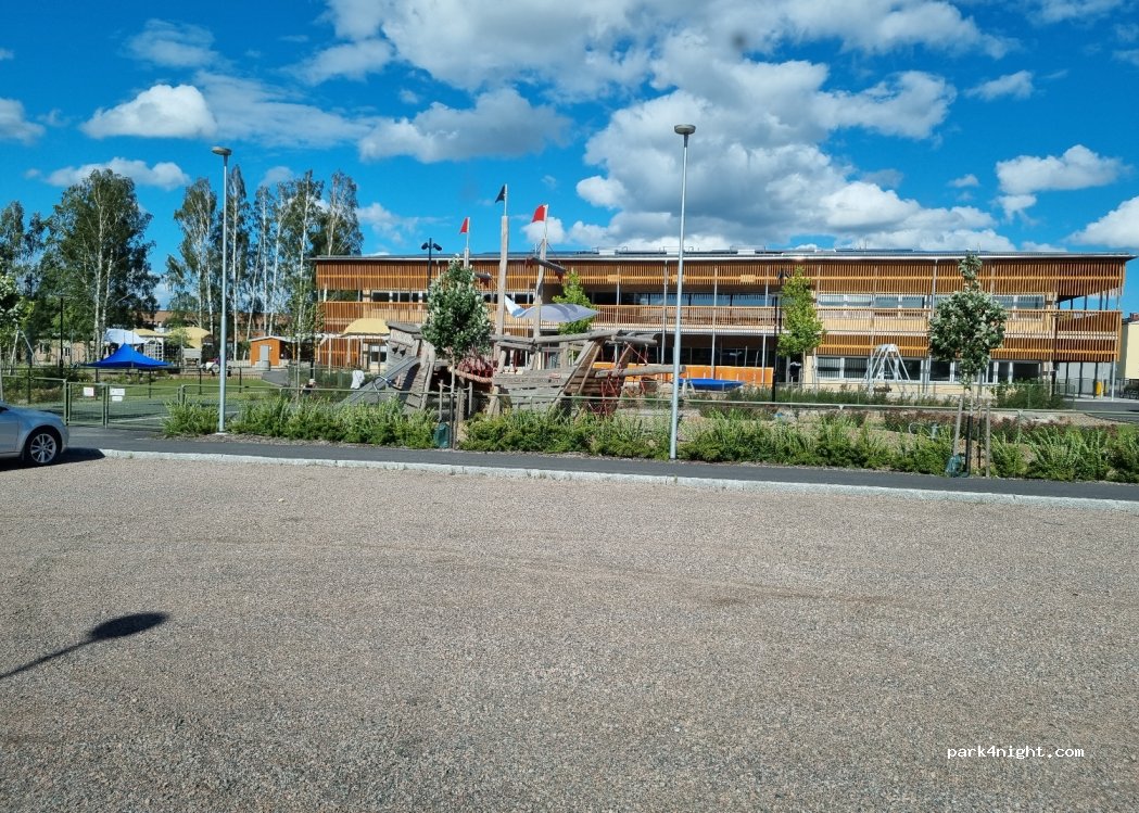 (611 56) Nyköping - 16 a-d Regeringsvägen — foto 2