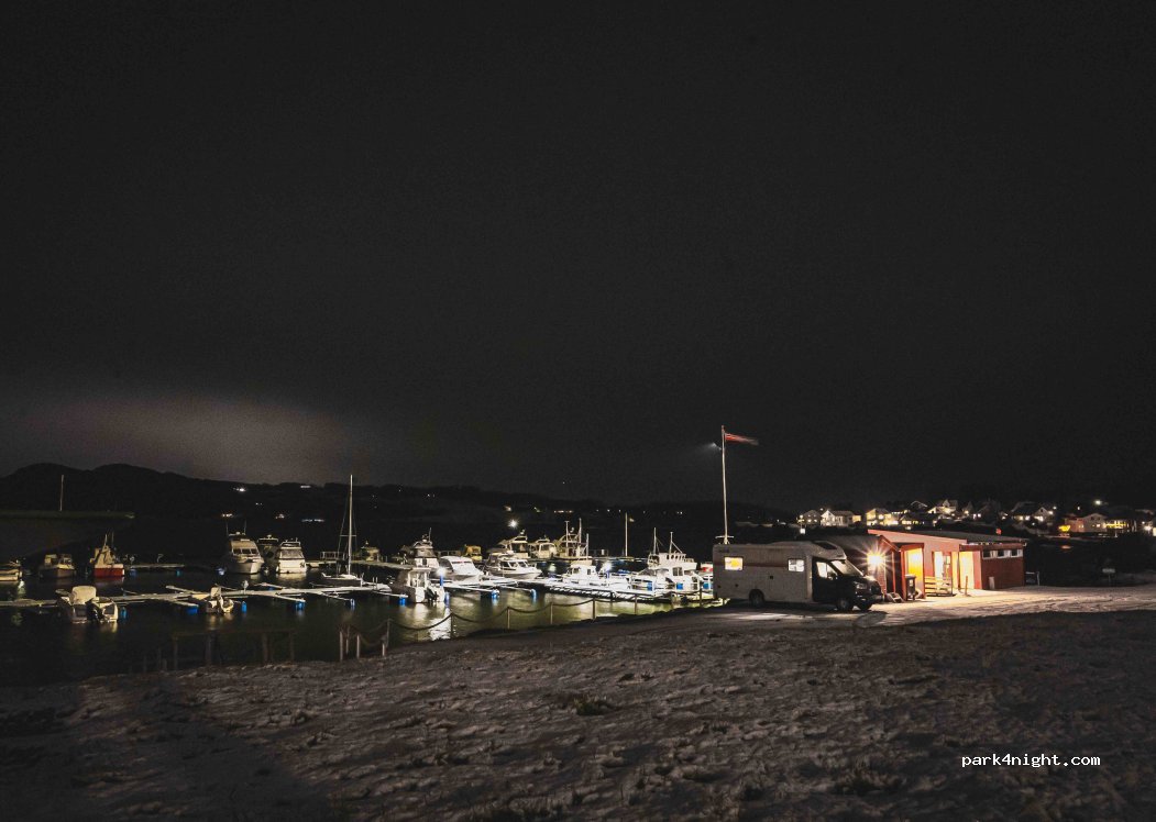 Bobilparkering Straumen båtforening — foto 4