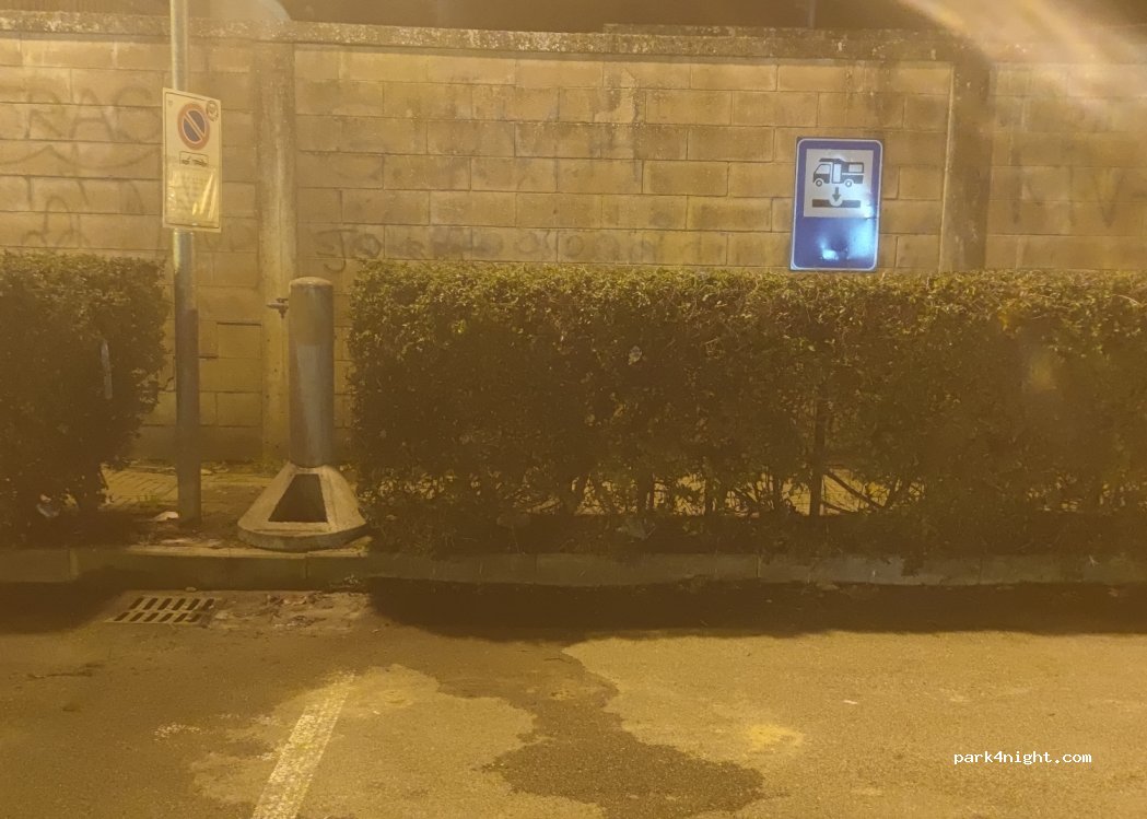 (52025) Montevarchi - 7 Piazzale Salvador Allende — foto 2