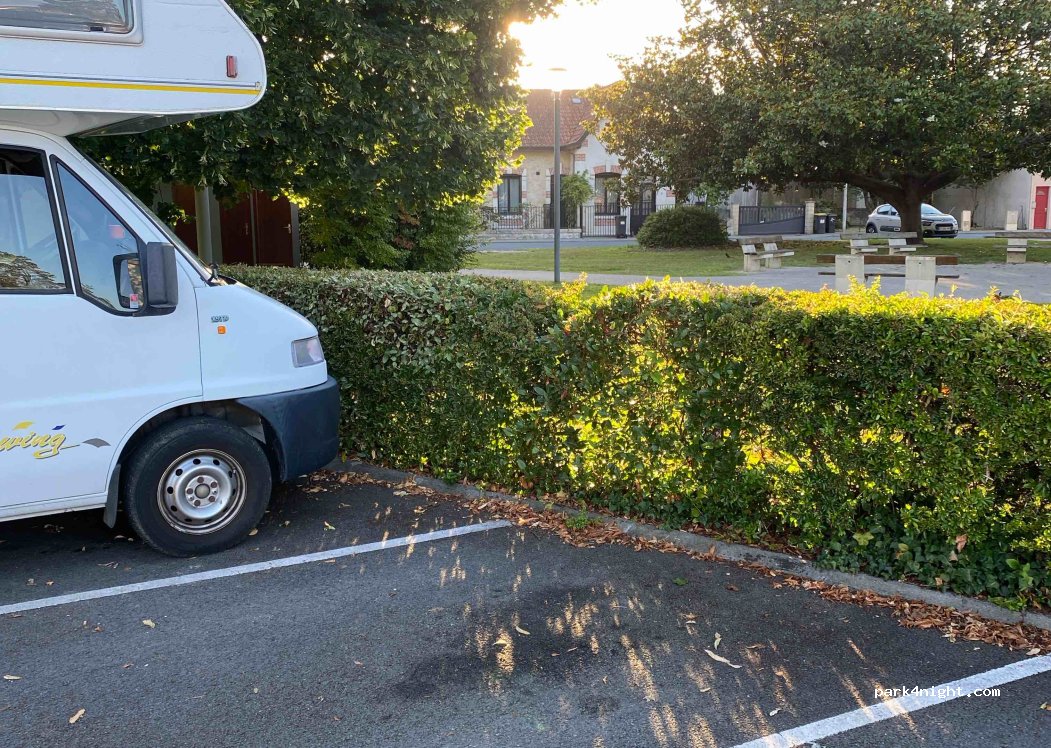 (33680) Lacanau - 21 Rue du Maréchal Leclerc — foto 2