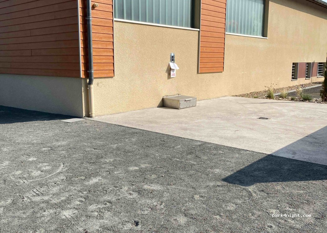 (42640) Noailly - Le Bourg Nord — foto 2