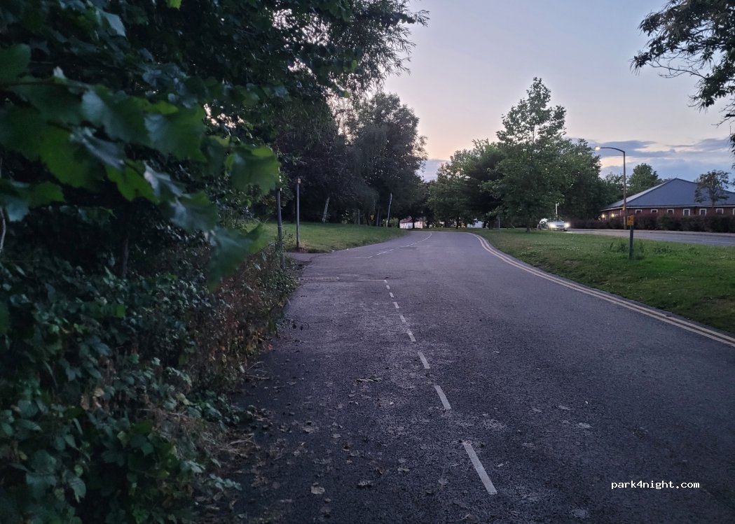 (IG10 2BB) Loughton - 42 Rectory Lane — foto 2