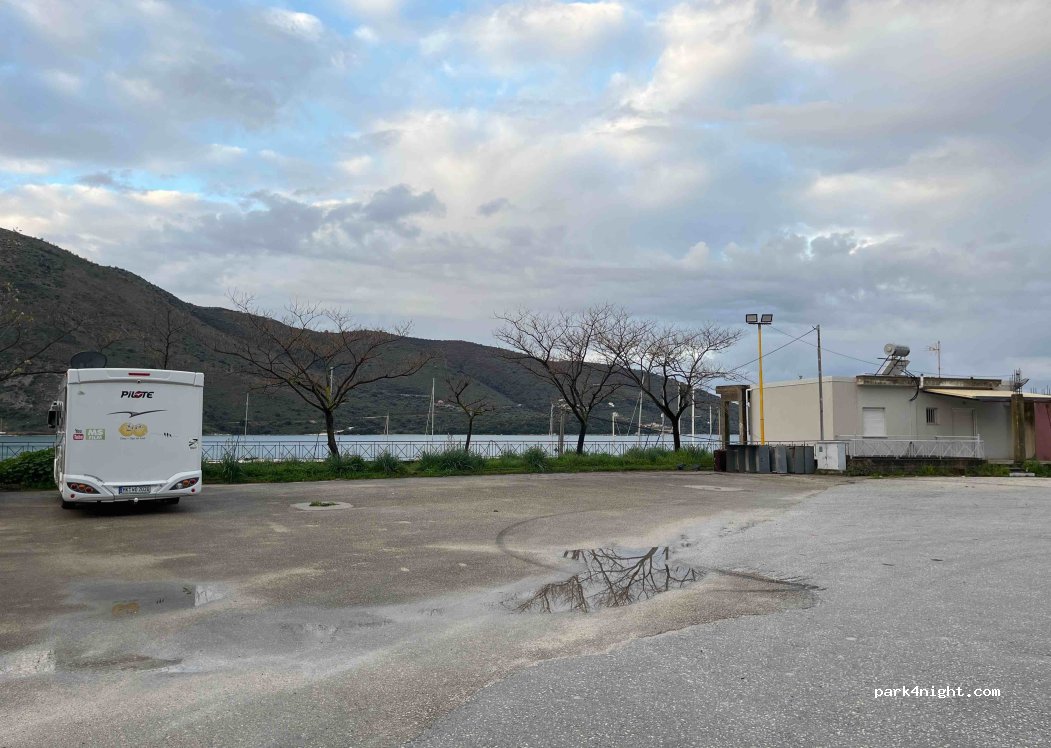 (461 00) Plataria - 3 G. Papandreou — foto 2