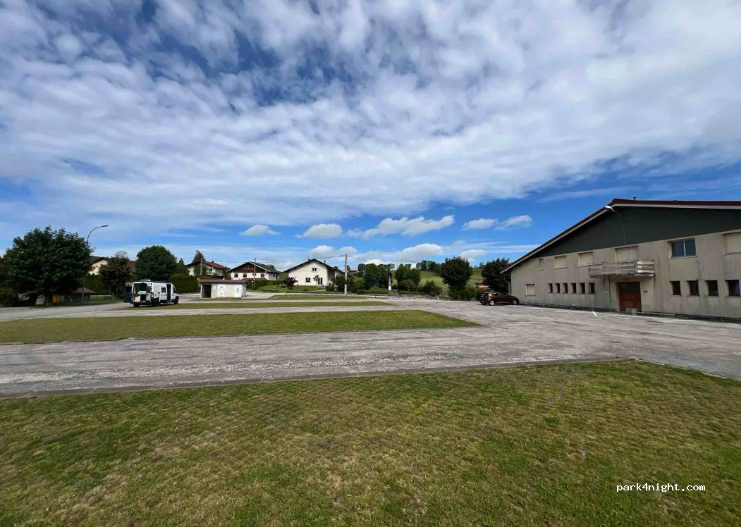 (25650) Maisons-du-Bois-Lièvremont - Rue du Stade — foto 4