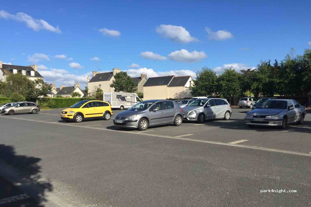 (29680) Roscoff - 1 Rue Célestin Seite — foto