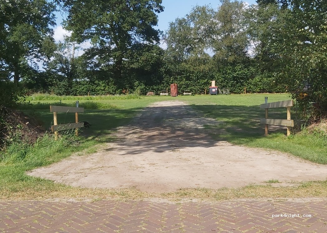 Camperplaats Tilweg — foto 4