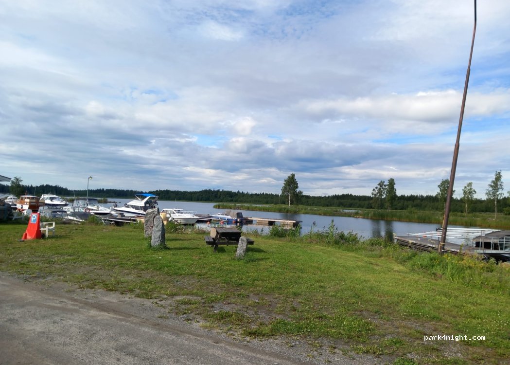 Rundviks båtklubb & ställplatser — foto 2